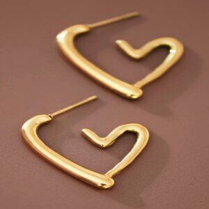 18K Gold Plated Heart Hoop Earrings | Waterproof Stainless Steel |Hypoallergenic